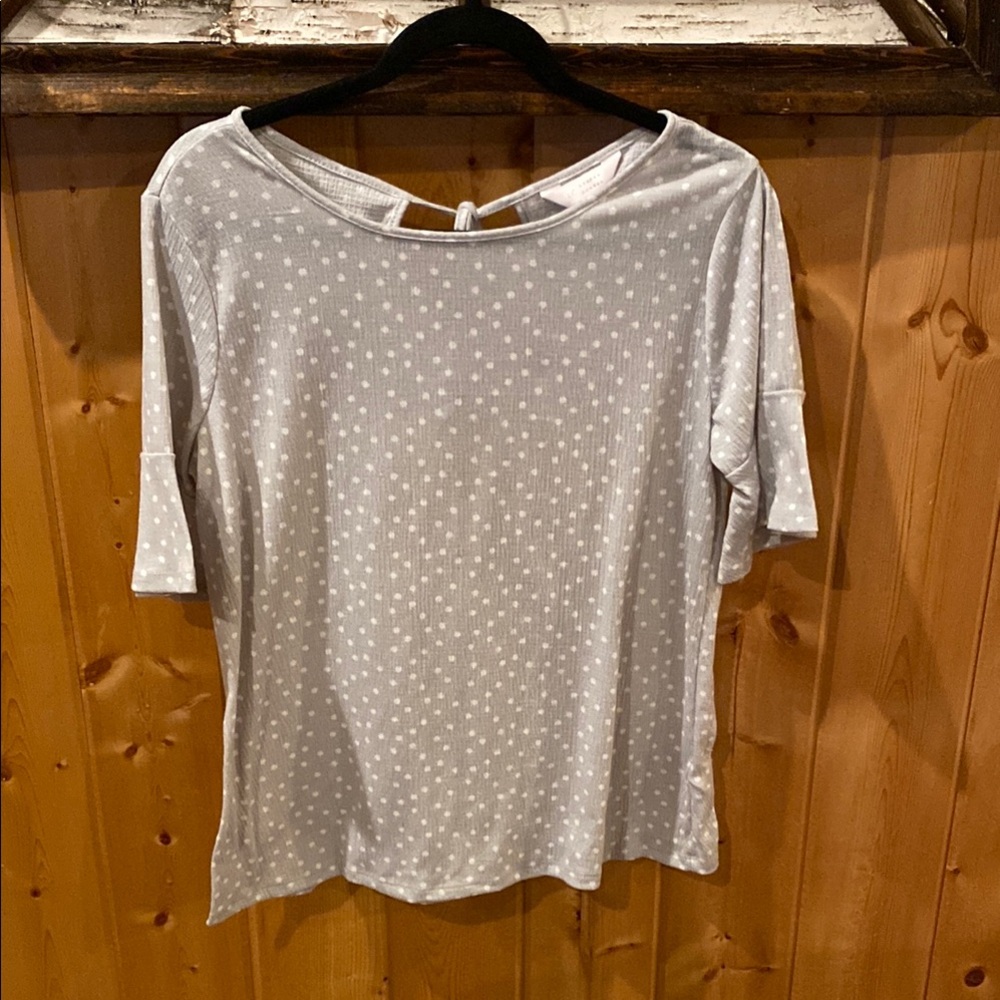 Flutter Sleeve Lightweight Gray Polka Dot Top